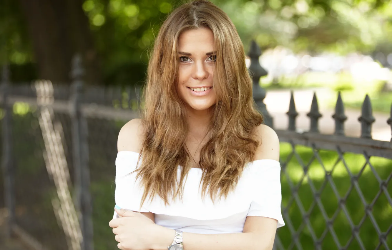 Фото обои взгляд, девушка, лицо, улыбка, волосы, Taya