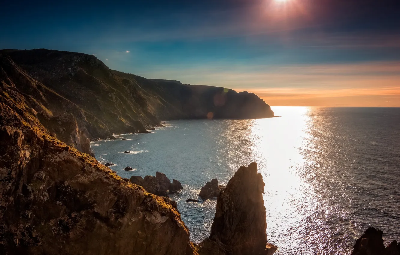 Фото обои море, солнце, блики, скалы
