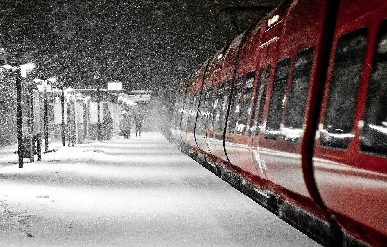 Фото обои зима, Ночь, силуэт, фонари, метель, полустанок