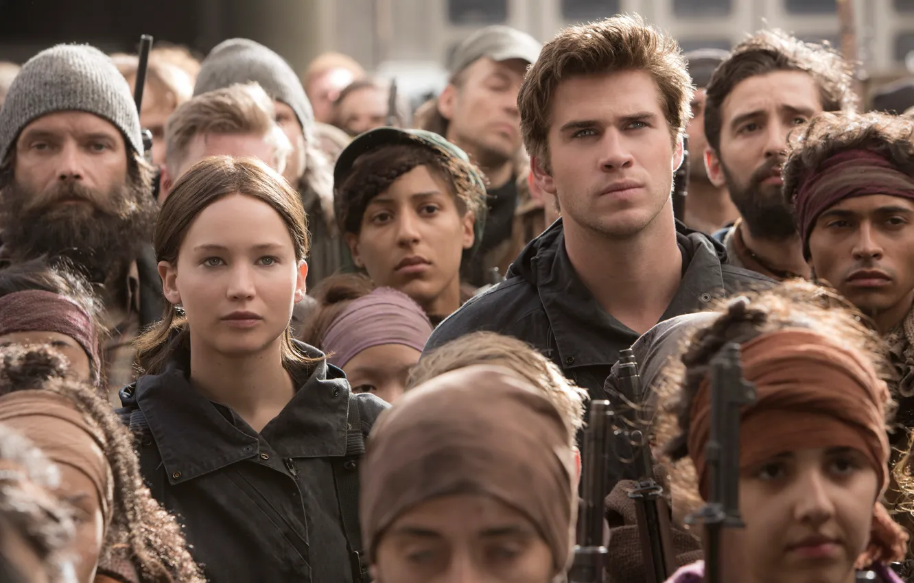 Фото обои Jennifer Lawrence, Katniss Everdeen, Liam Hemsworth, Голодные игры:Сойка-пересмешница, The Hunger Games:Mockingjay - Part-2
