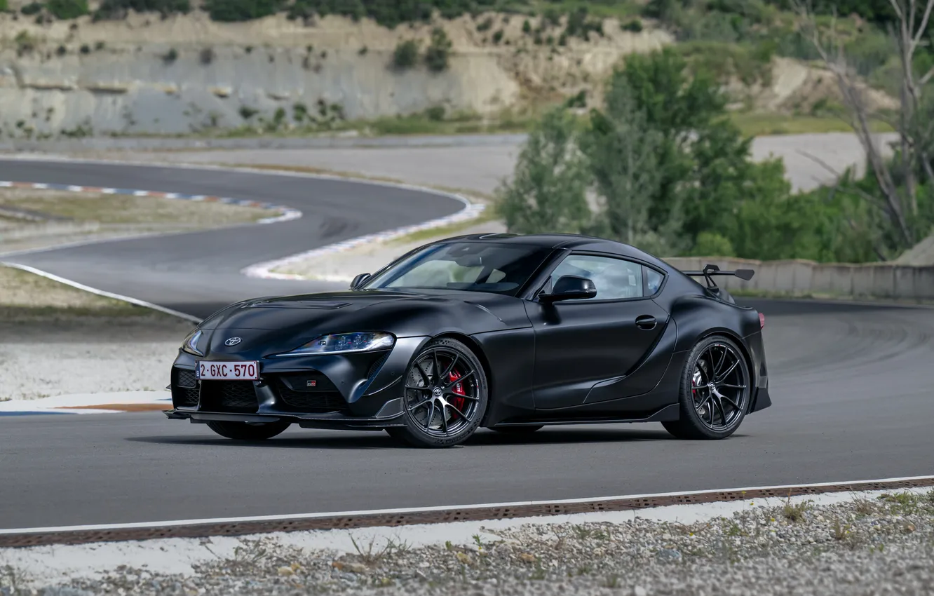 Фото обои купе, Toyota, Supra, sport car, спортивный автомобиль, задний привод, 2025, Toyota GR Supra