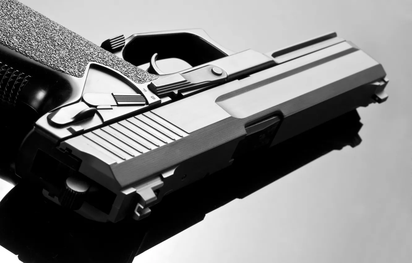 Фото обои metal, pistol, white, automatic, black, and, defender, death