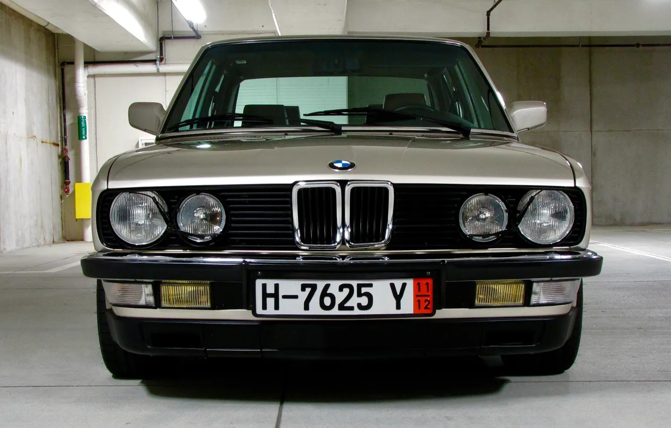 Фото обои BMW, E28, 535I