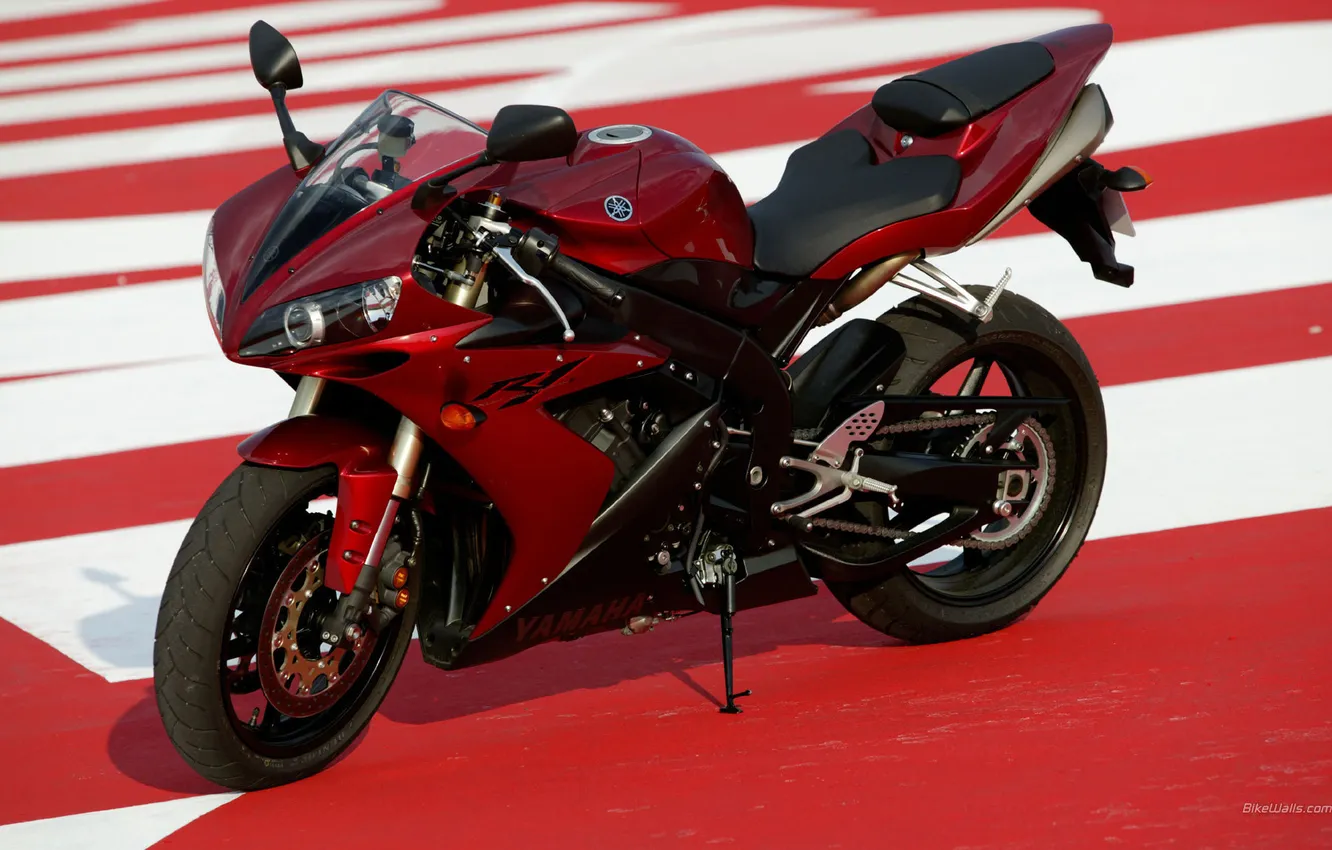 Фото обои красный, гонка, спорт, скорость, мотоцикл, байк, Yamaha, трек