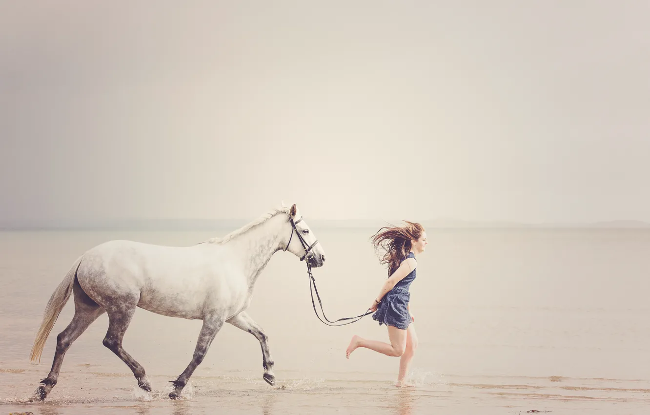 Фото обои море, девушка, конь