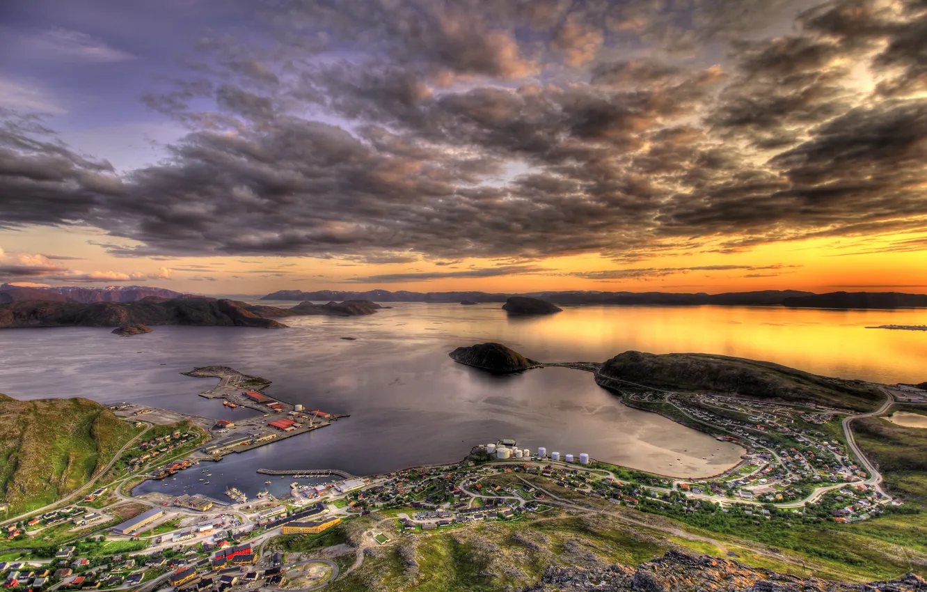 Фото обои море, небо, облака, город, горизонт, Норвегия, сверху, Rypefjord