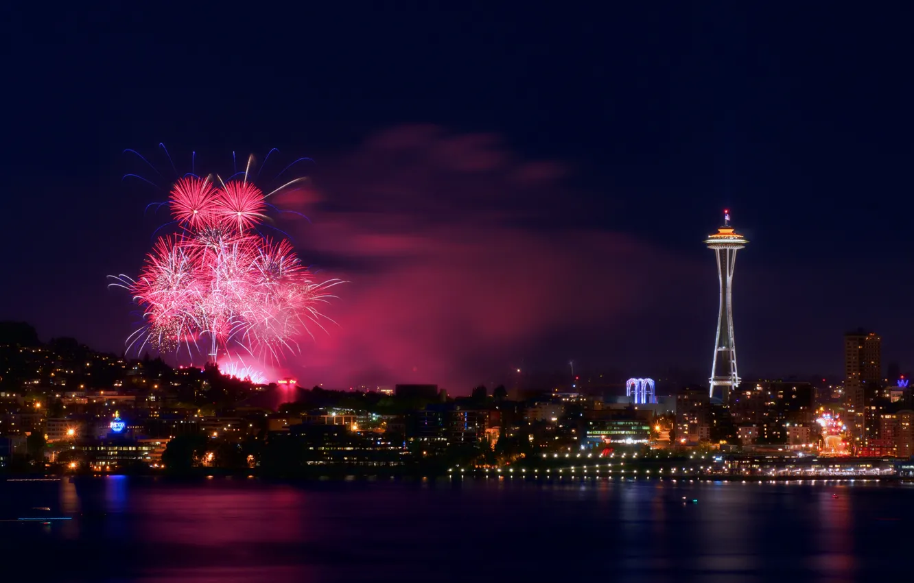 Фото обои ночь, город, огни, феерверк, Seattle, панорамма, July 4