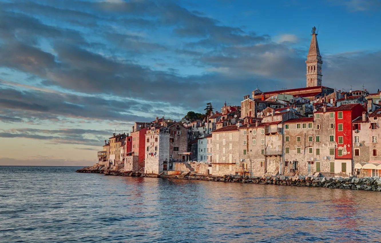 Фото обои city, tower, sky, sea, landscape, sunset, clouds, houses