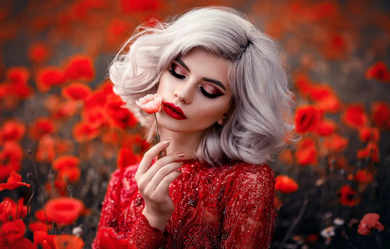 Фото обои цветок, лето, девушка, цветы, природа, лицо, поза, ресницы
