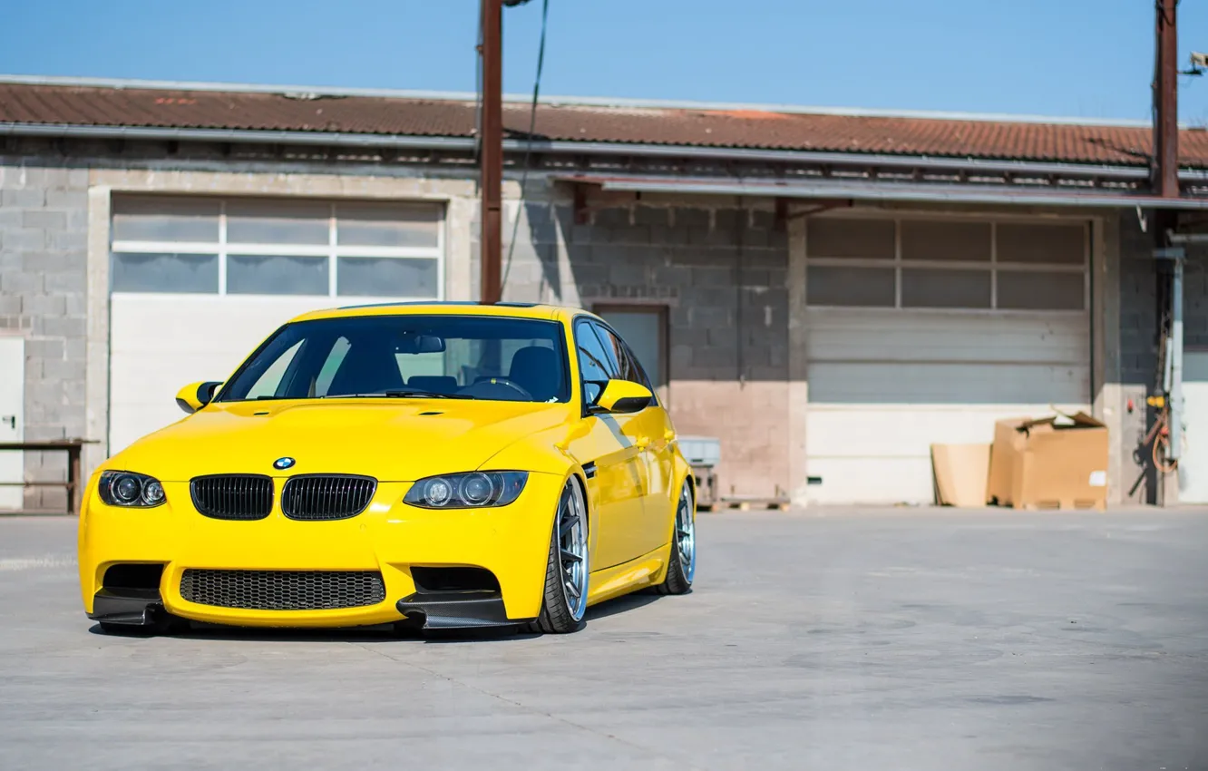 Фото обои E90, Dakar Yellow, M3