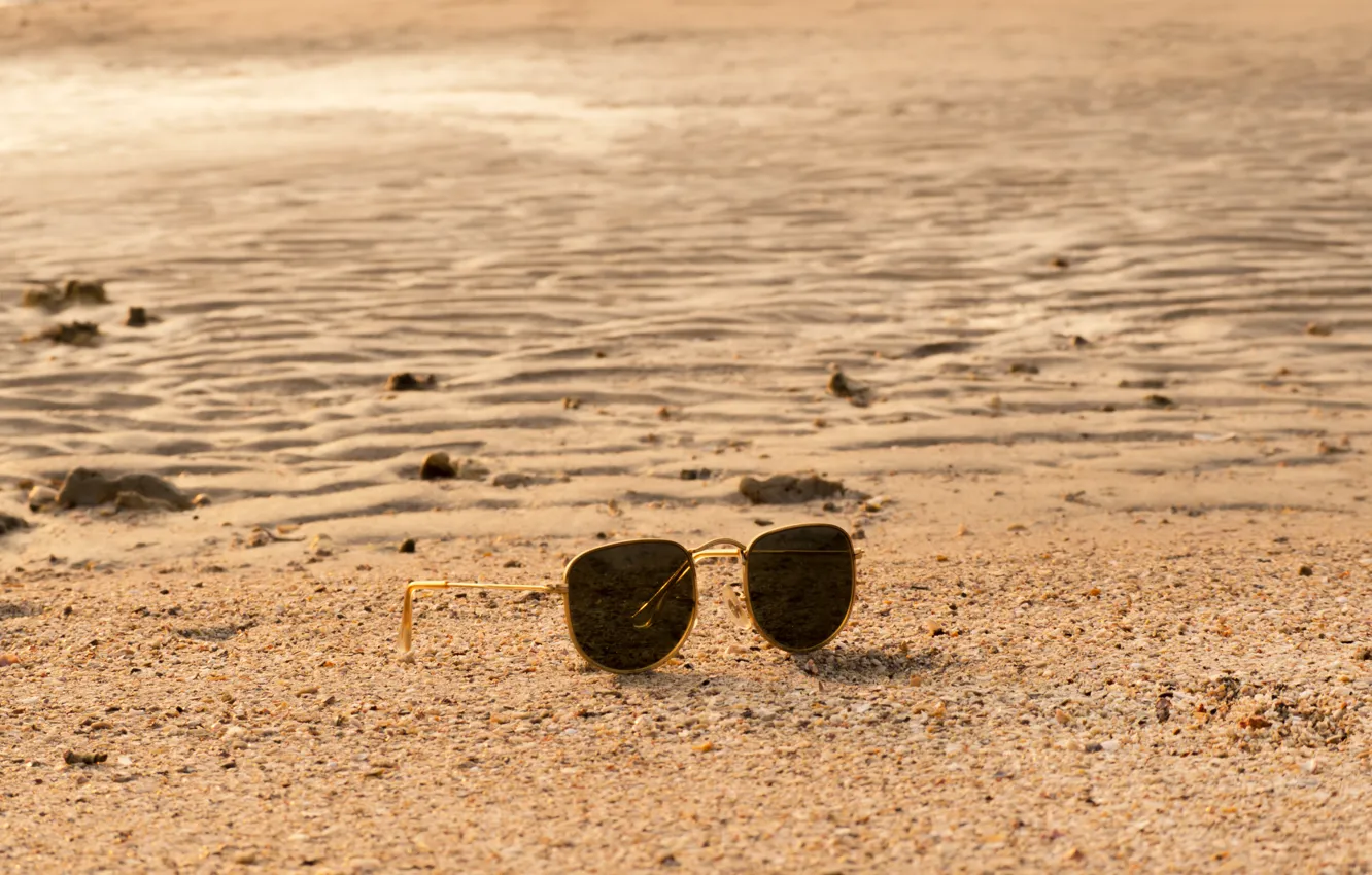 Фото обои песок, море, пляж, лето, отдых, очки, summer, beach