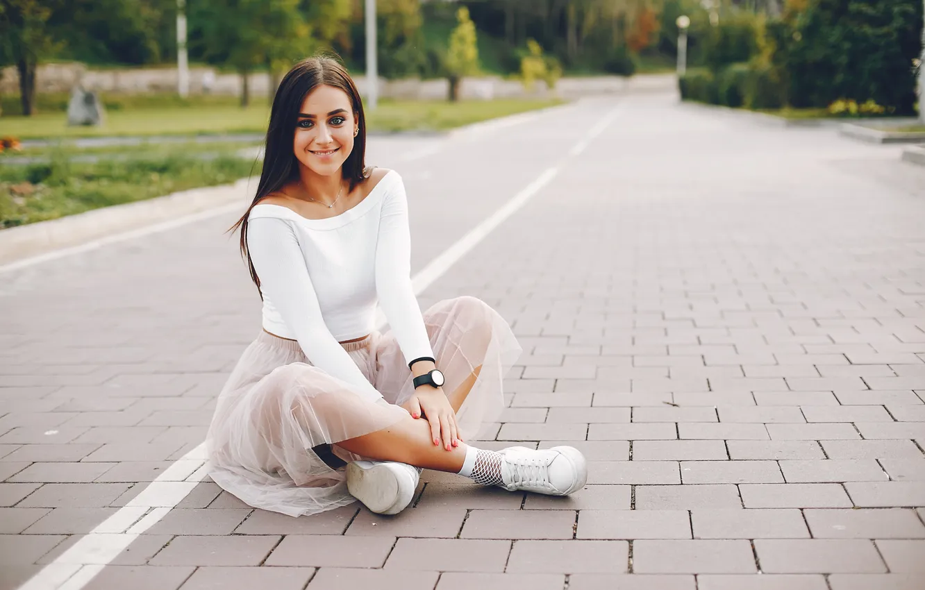 Фото обои girl, summer, park, pretty, cute