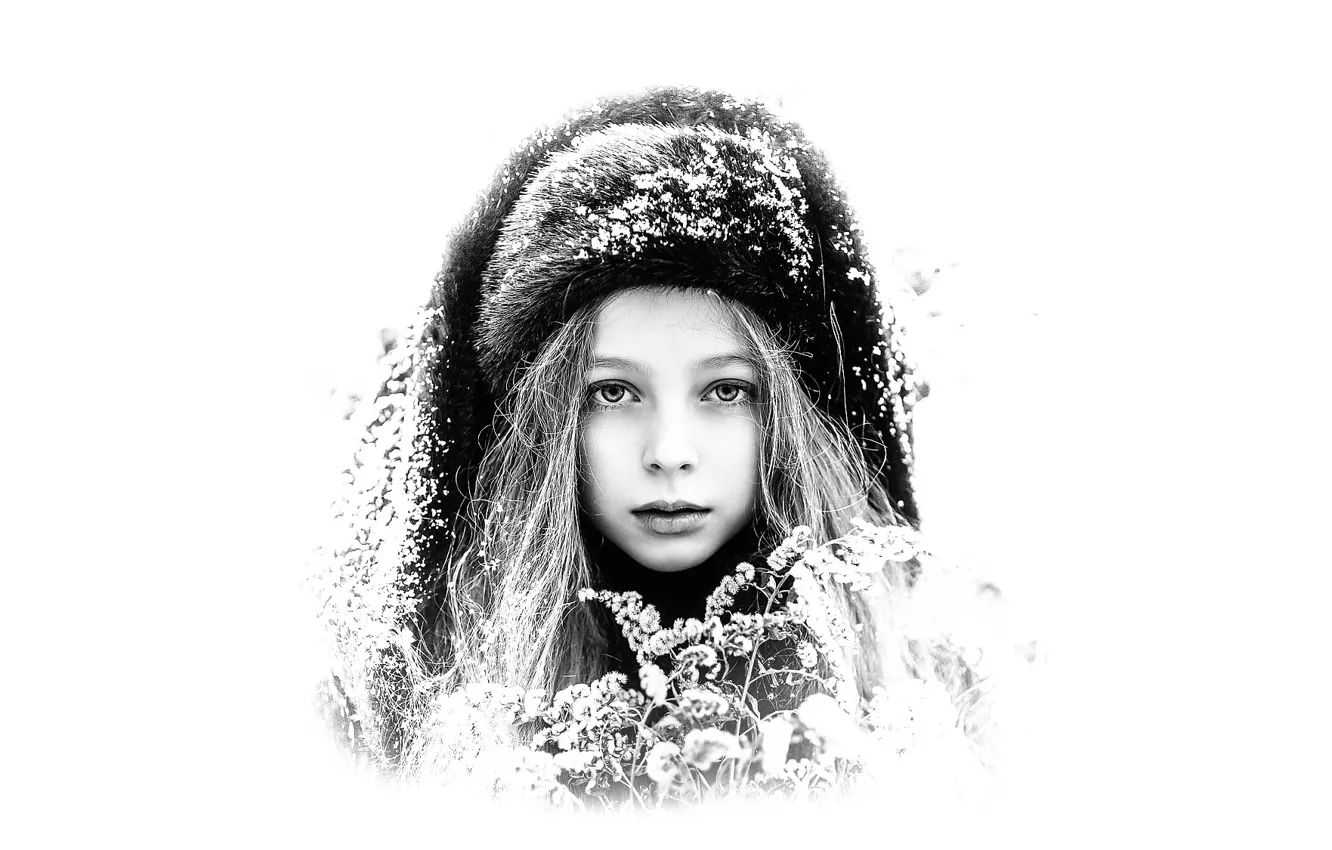 Фото обои снег, шапка, девочка, чб портрет, Полина Карпенко, Sergey Piltnik (Пилтник)