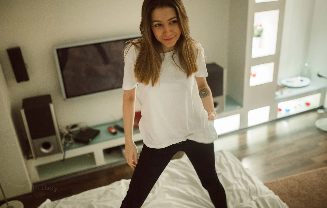 Фото обои девушка, телевизор, фотограф, girl, photography, photographer, KikiBoy