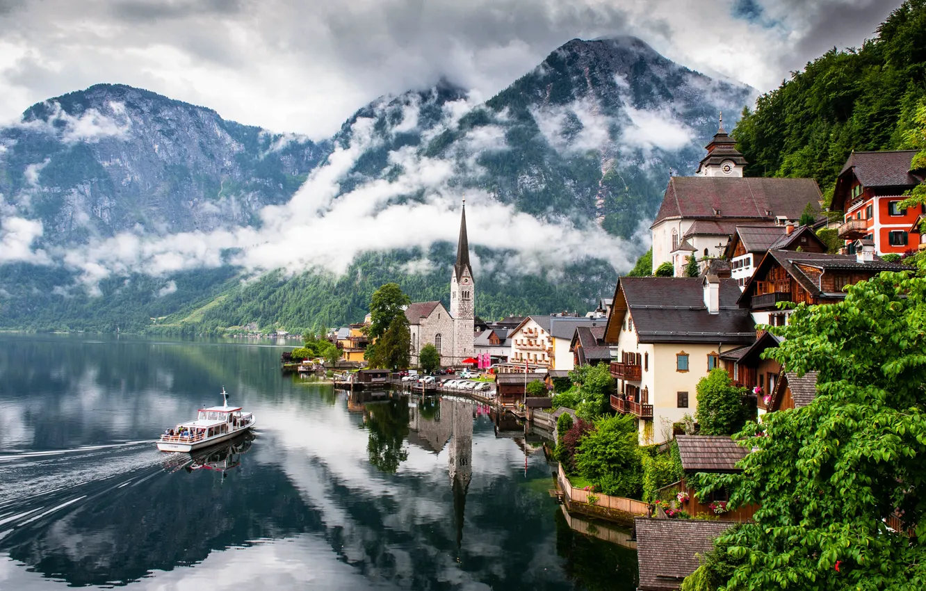 Фото обои облака, горы, природа, город, озеро, дома, Австрия, церковь