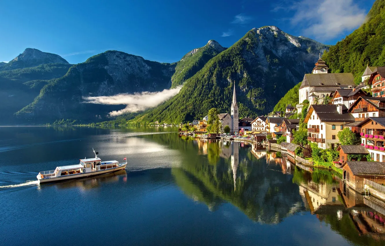 Фото обои облака, горы, город, озеро, отражение, корабль, дома, Австрия