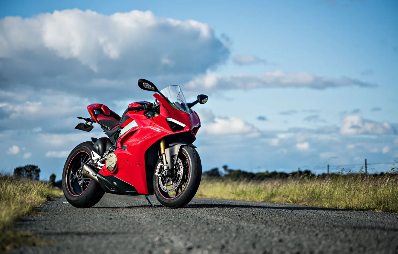 Фото обои Red, Ducati, Panigale V4S