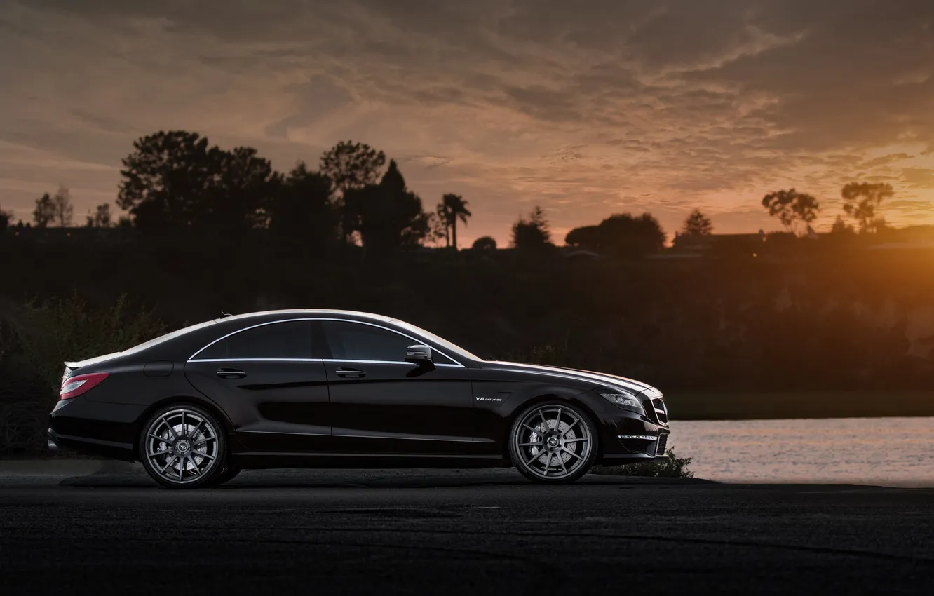 Фото обои закат, чёрный, берег, Mercedes-Benz, black, мерседес бенц, CLS-Klasse, C218