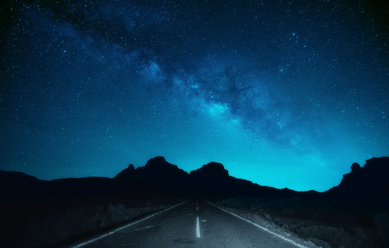 Фото обои дорога, космос, звезды, силуэт, Млечный Путь, скалы-останцы