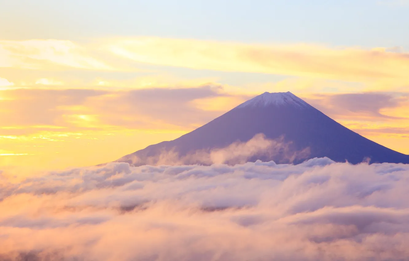 Фото обои облака, гора, Япония, Фудзияма