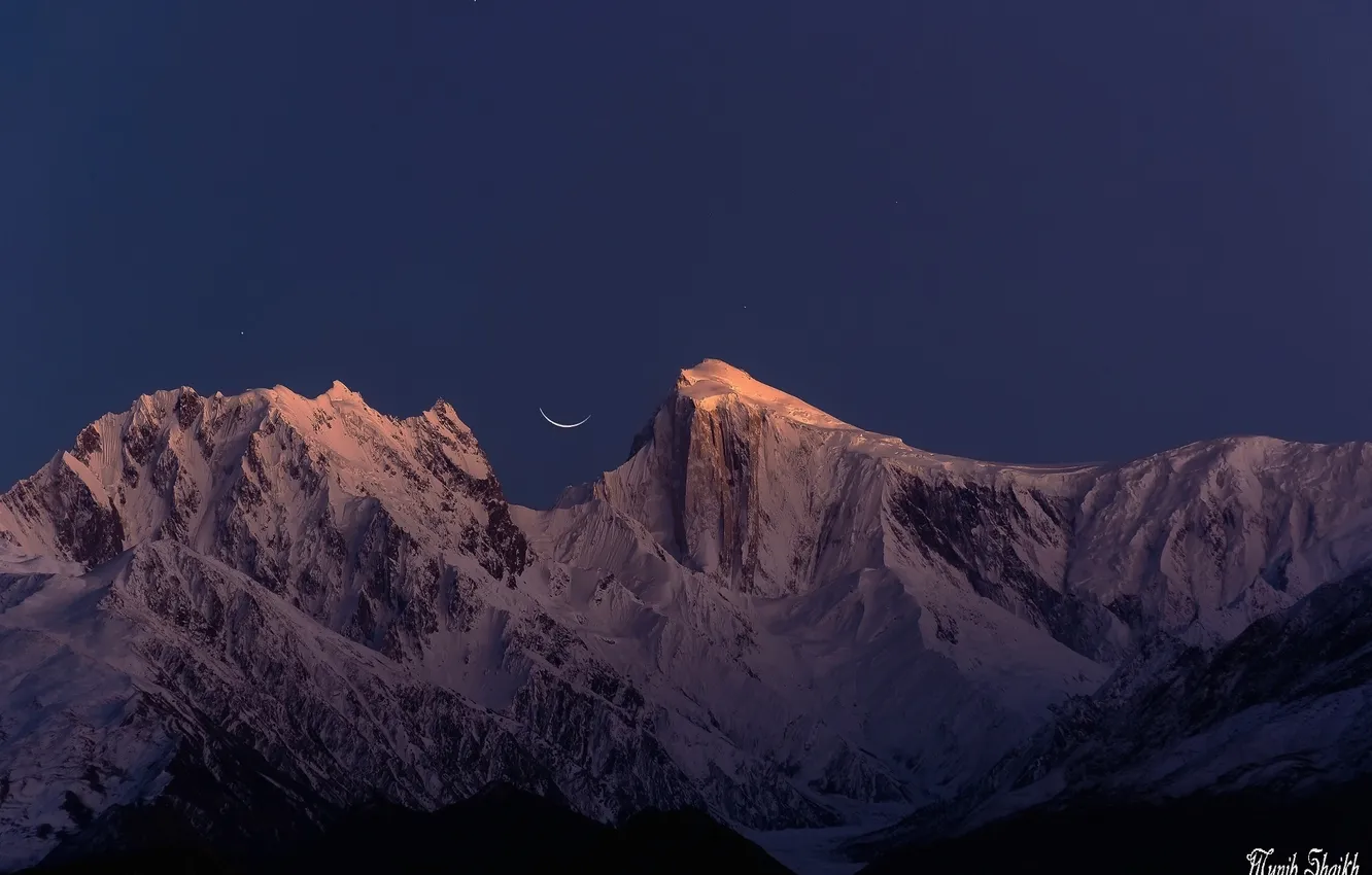 Фото обои небо, горы, ночь, месяц