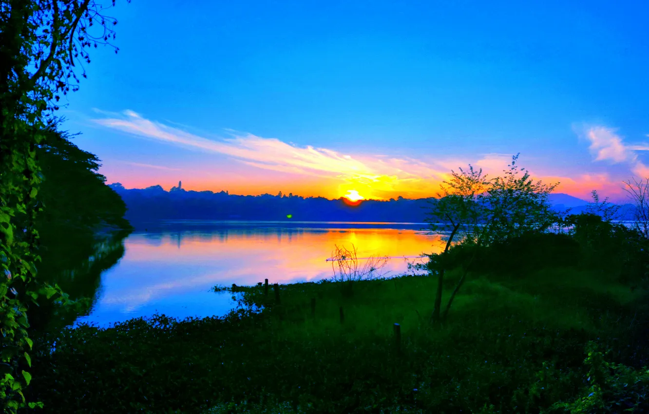 Фото обои Sky, Grass, Sun, Water, Sunrise, Dawn, Morning, Lake