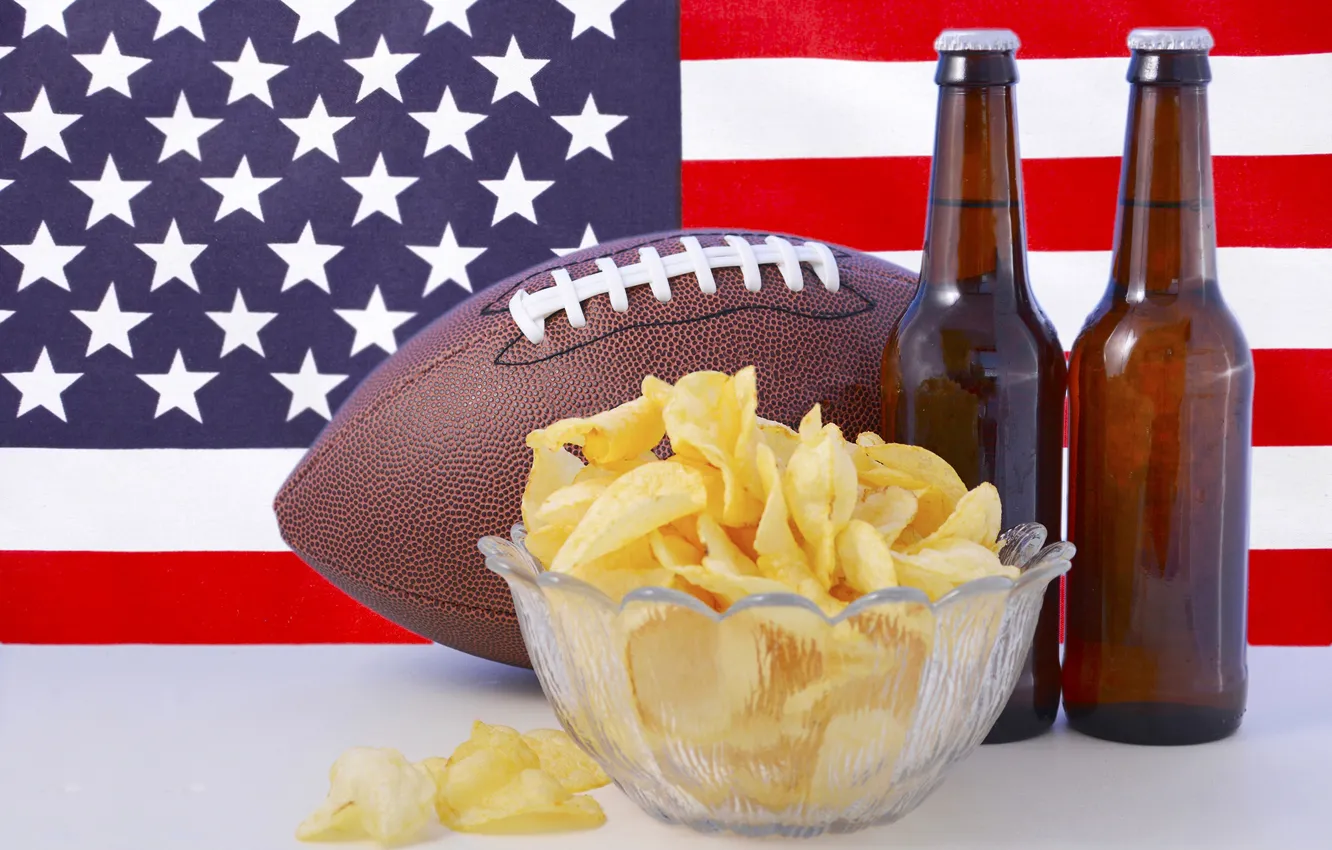 Фото обои фон, мяч, пиво, флаг, регби, американский футбол, ваза, бутылки