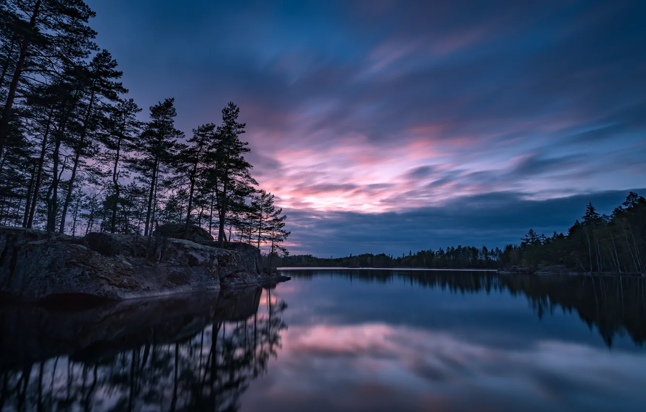 Фото обои лес, деревья, озеро, отражение, Швеция, Sweden, Ostergotland, Norra Gryten