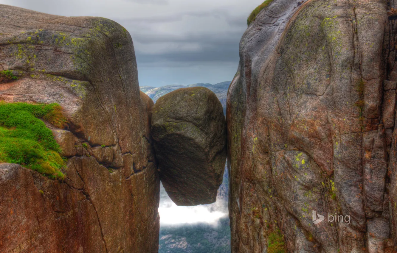Фото обои море, скалы, камень, Норвегия, валун, Rogaland, Kjeragbolten