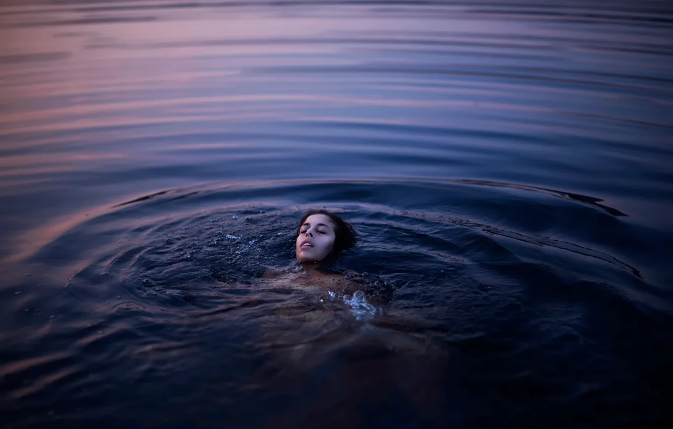 Фото обои волны, девушка, в воде, Lichon, The situation