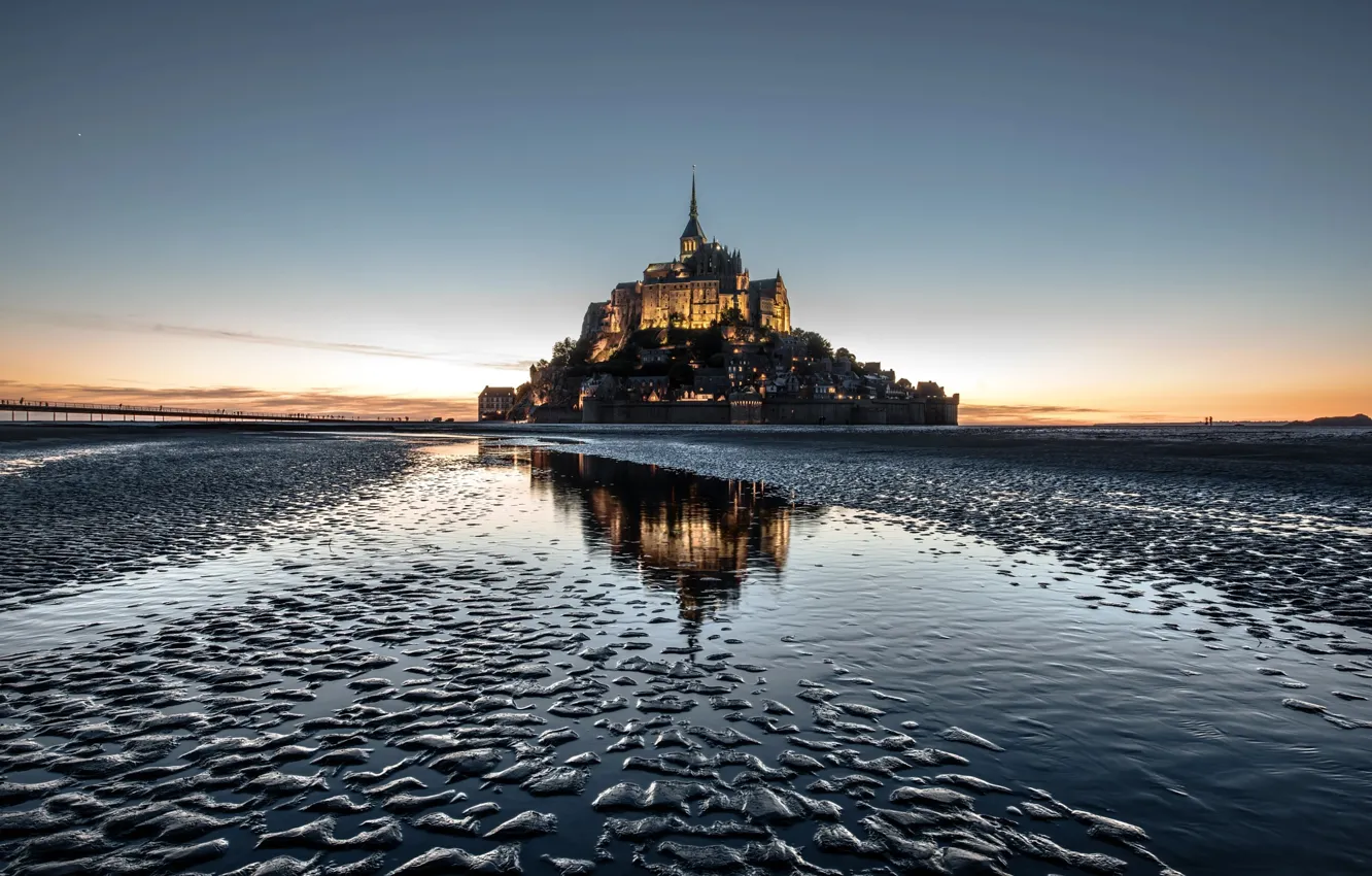 Фото обои замок, Франция, остров, монастырь, Мон-Сен-Мишель