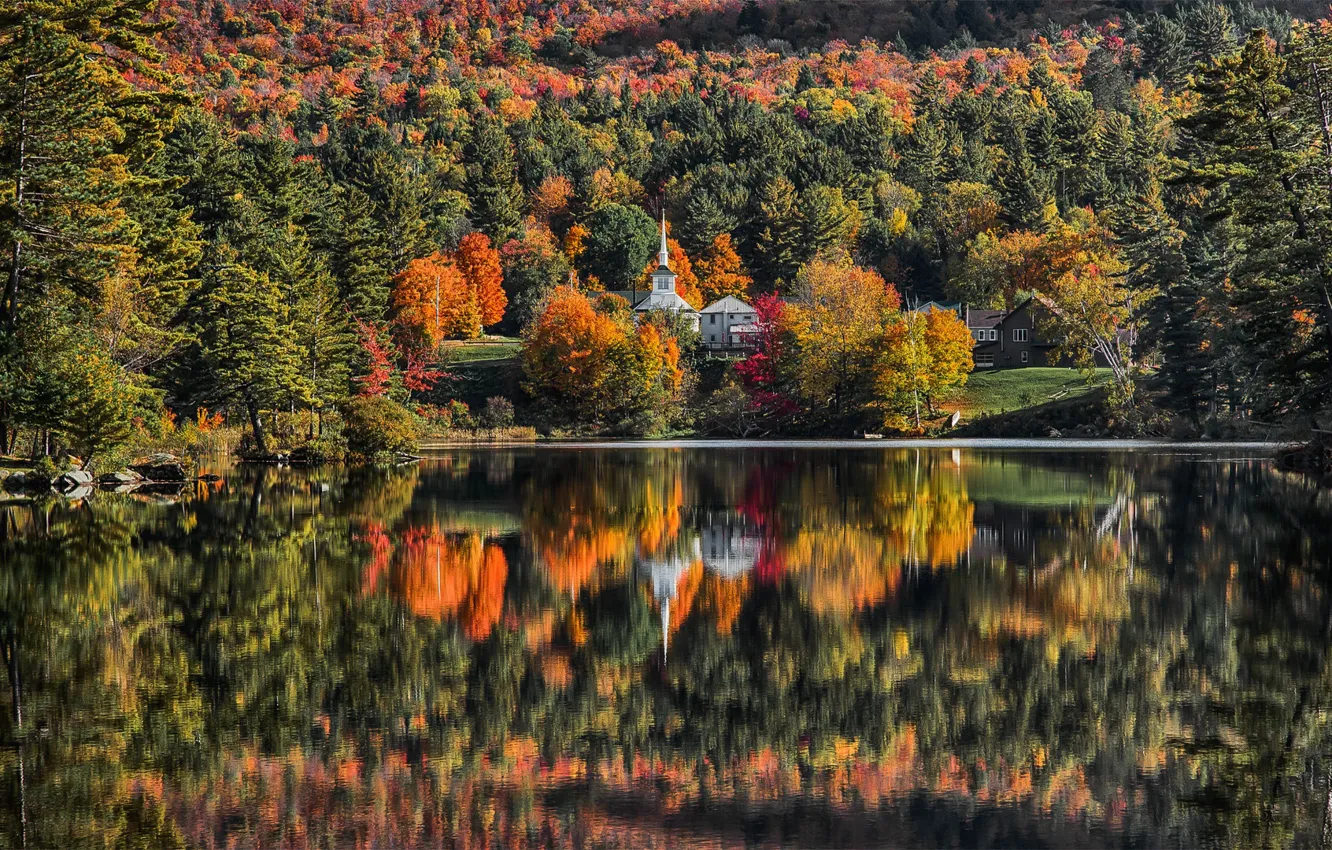 Фото обои осень, лес, отражение, река, церковь