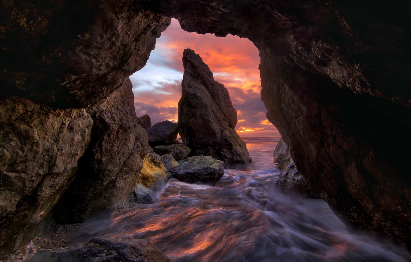 Фото обои море, закат, камни, скалы, пещера, грот