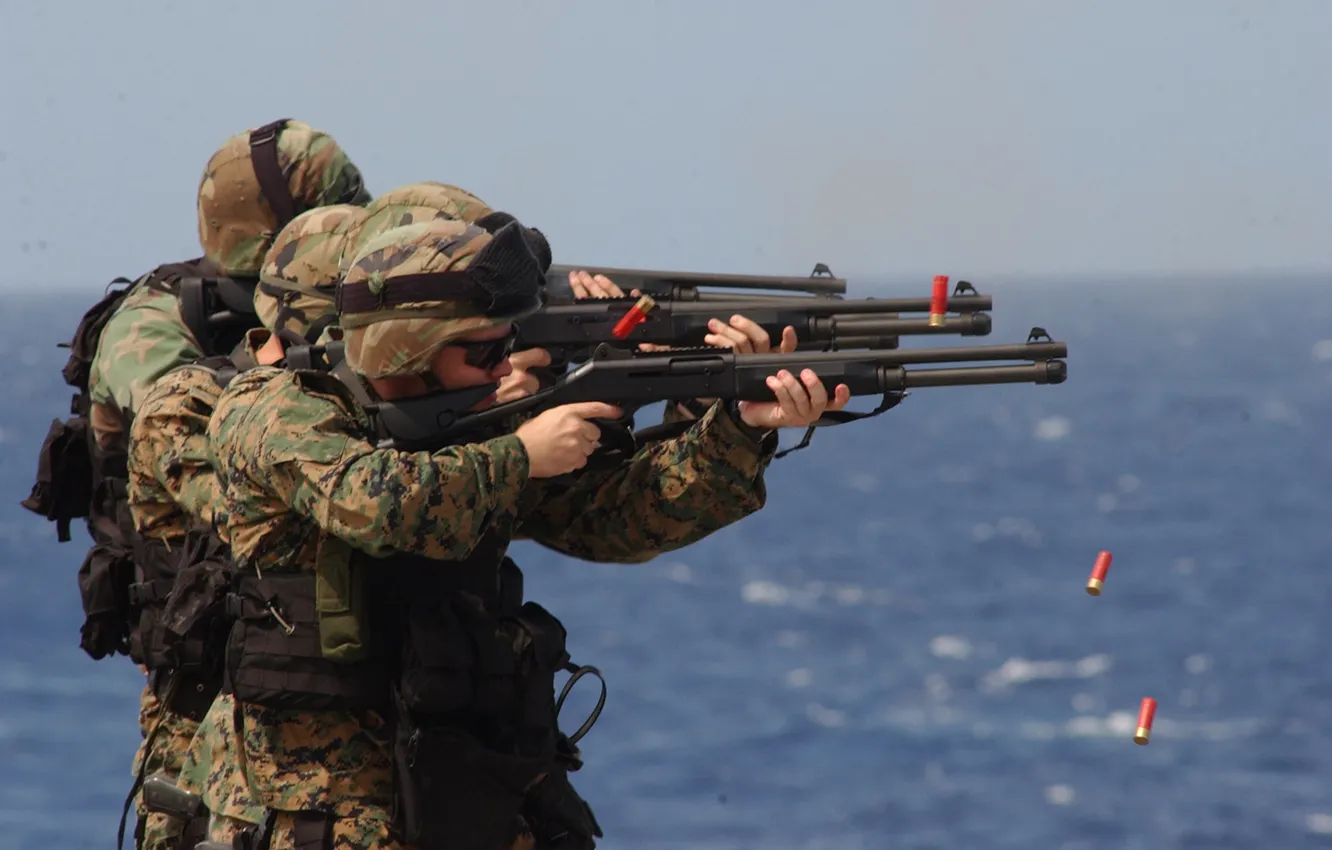 Фото обои fire, gun, soldiers, shotgun, navy