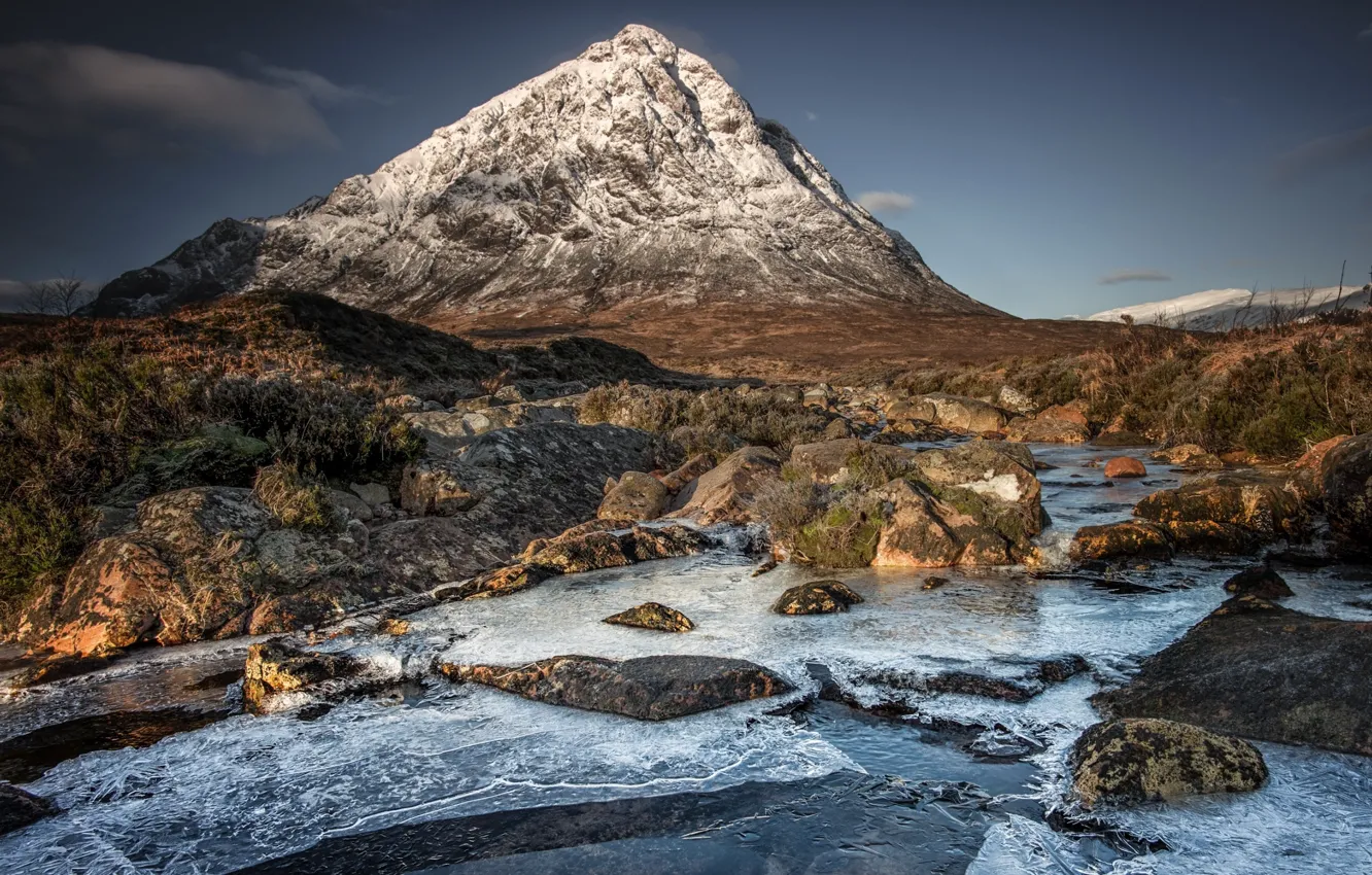горы шотландии зимой