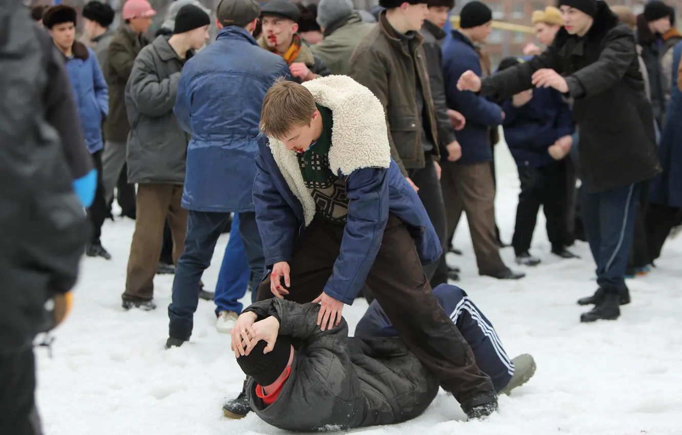 Фото обои Казань, Иван Янковский, группировки, Вова Адидас, Слово пацана:Кровь на асфальте