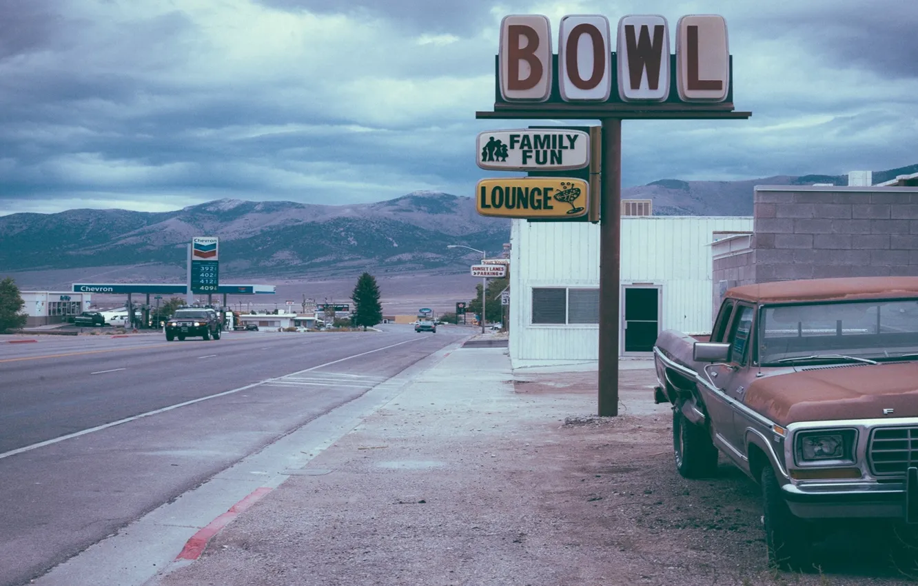 Фото обои car, USA, vintage, sky, retro, mountain, America, gas
