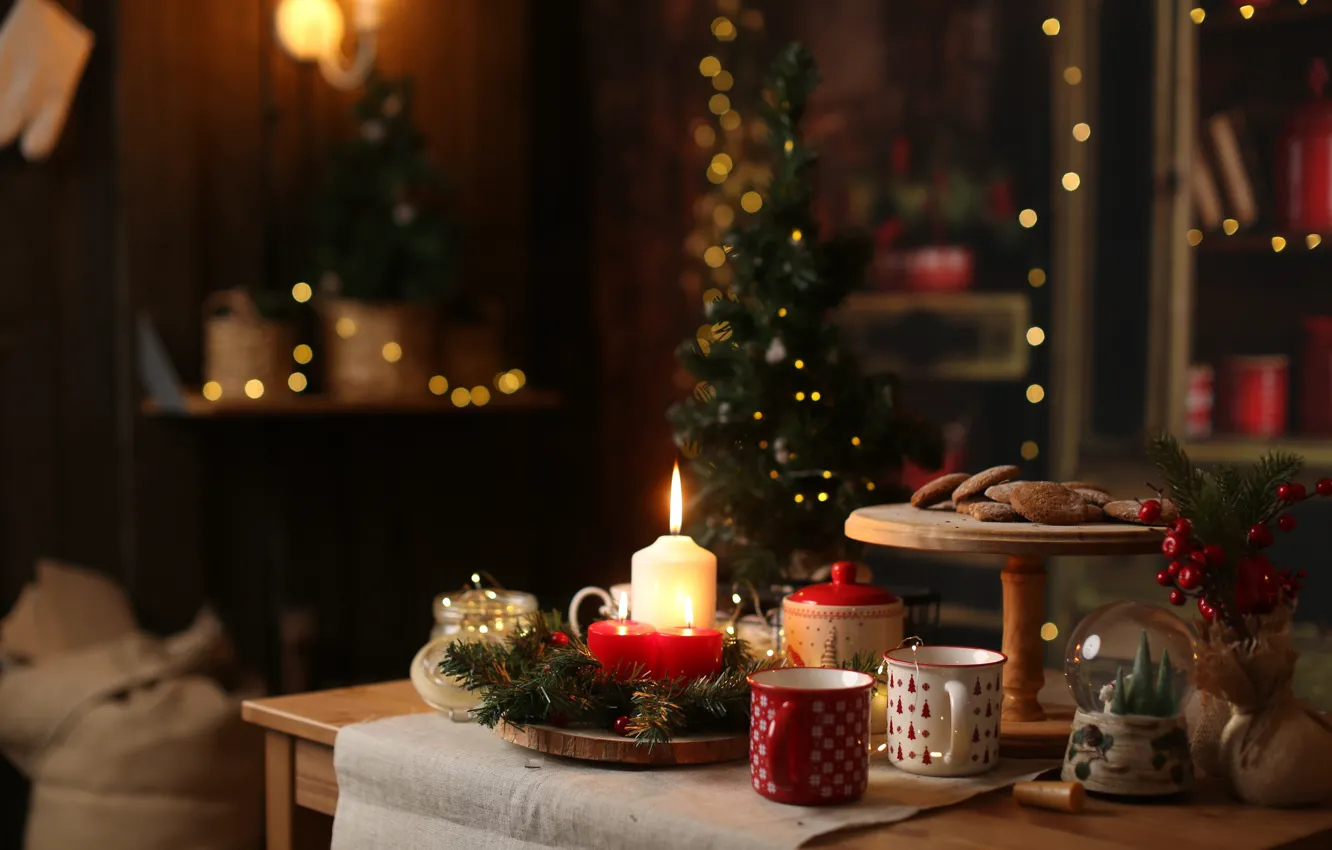 Фото обои свеча, печенье, Рождество, Новый год, кружки, Любовь Пятовская