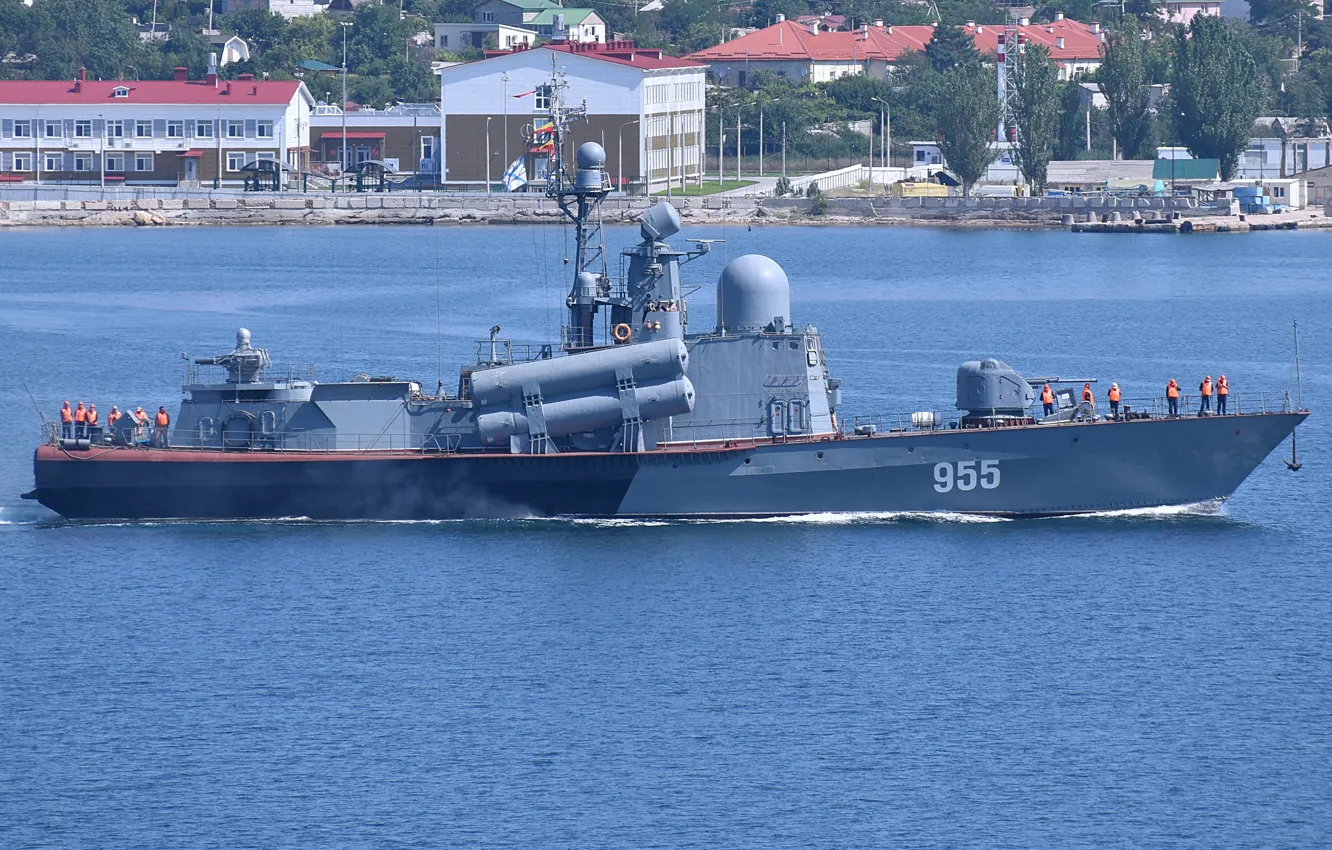 Фото обои большой, катер, ракетный, севастополь, р-60