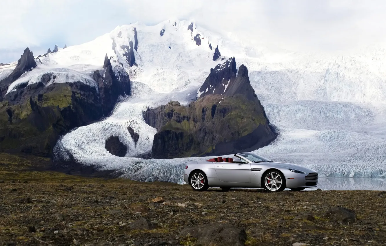 Фото обои снег, горы, Aston Martin, Roadster, Vantage, ледник, суперкар, родстер
