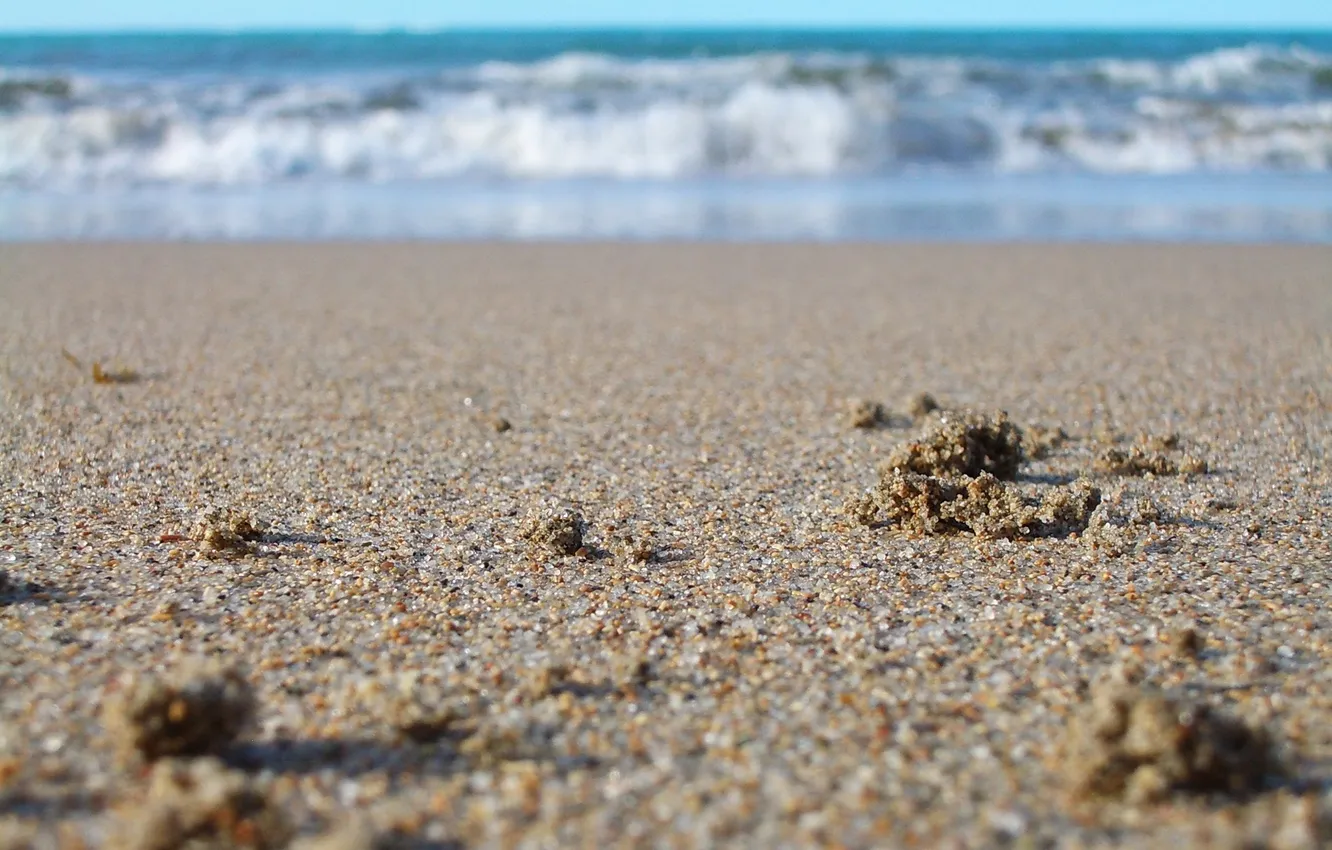 Фото обои песок, море, волны, вода, макро, берег, побережье, прибой