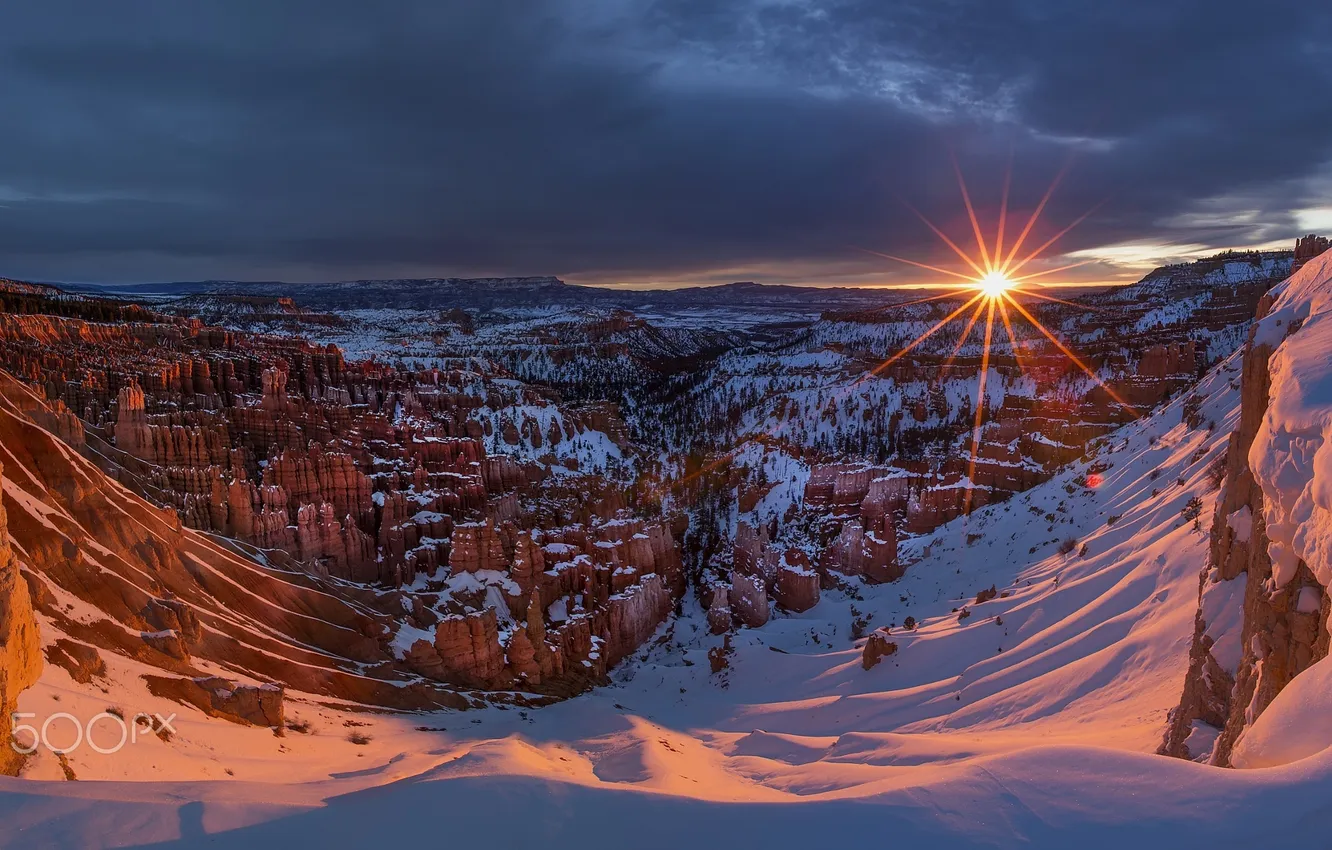 Фото обои солнце, снег, закат, скалы