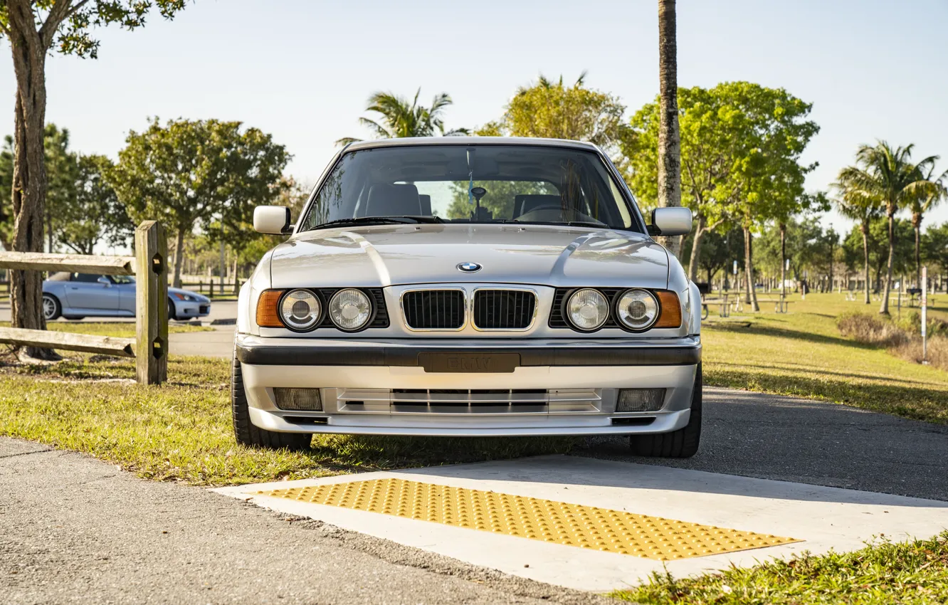 Фото обои BMW, Sky, Classic, E34, 530i, Touring, Sight, Siver