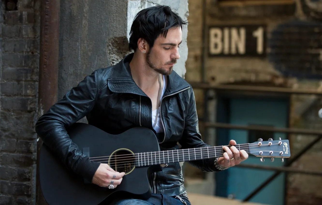 Фото обои гитара, Three Days Grace, Adam Gontier