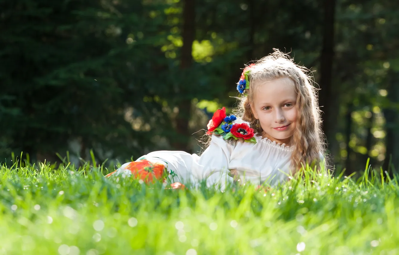 Фото обои лето, трава, цветы, природа, девочка, ребёнок