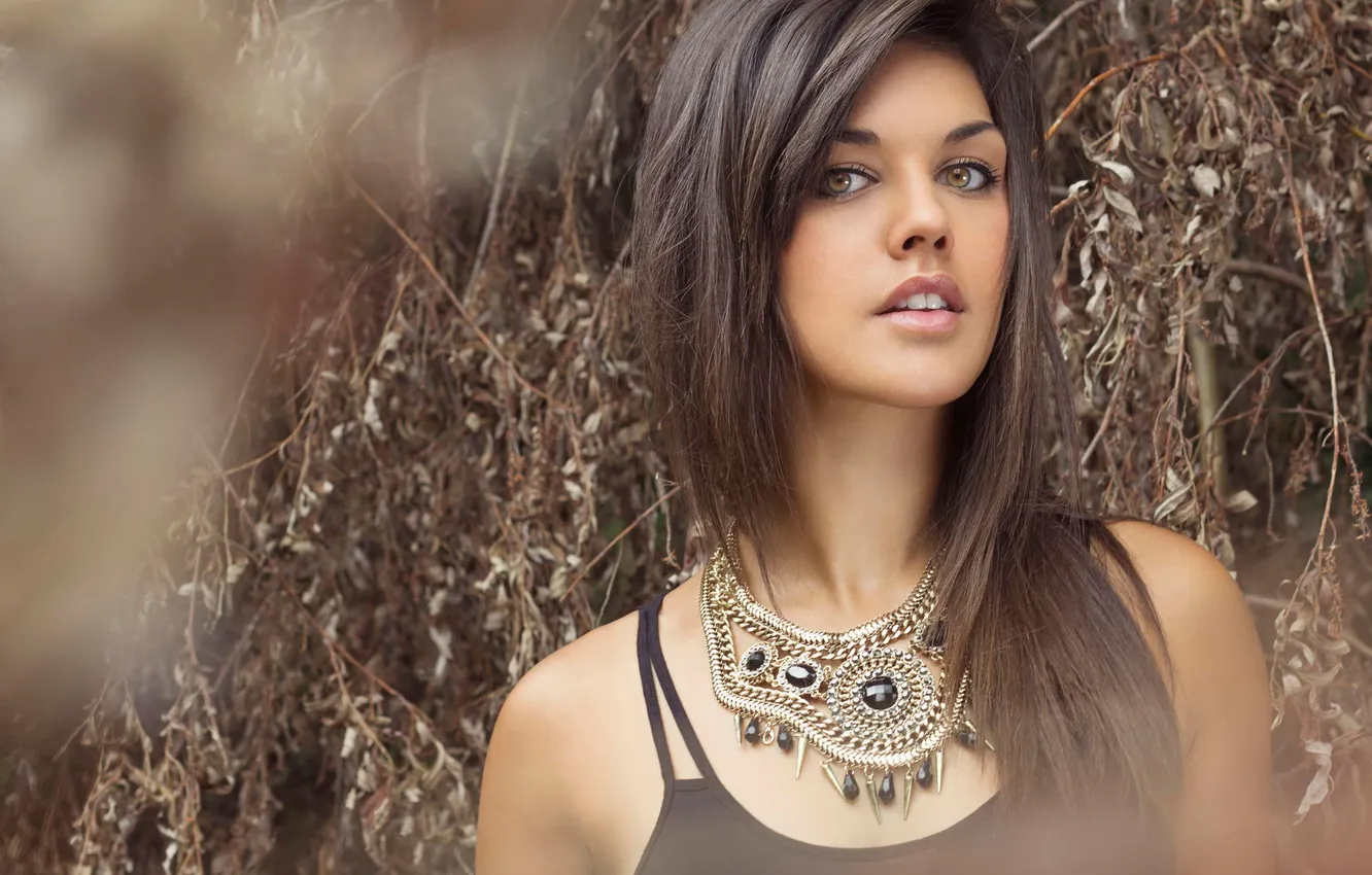 Фото обои взгляд, портрет, боке, jewelry, Mathilde