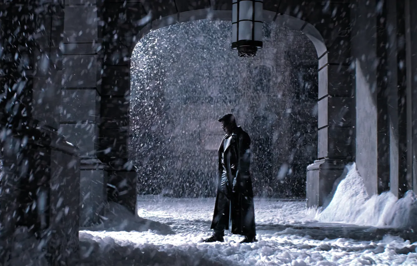Фото обои снег, вампир, плащ, супергерой, кадр из фильма, Blade, Уэсли Снайпс, Блэйд