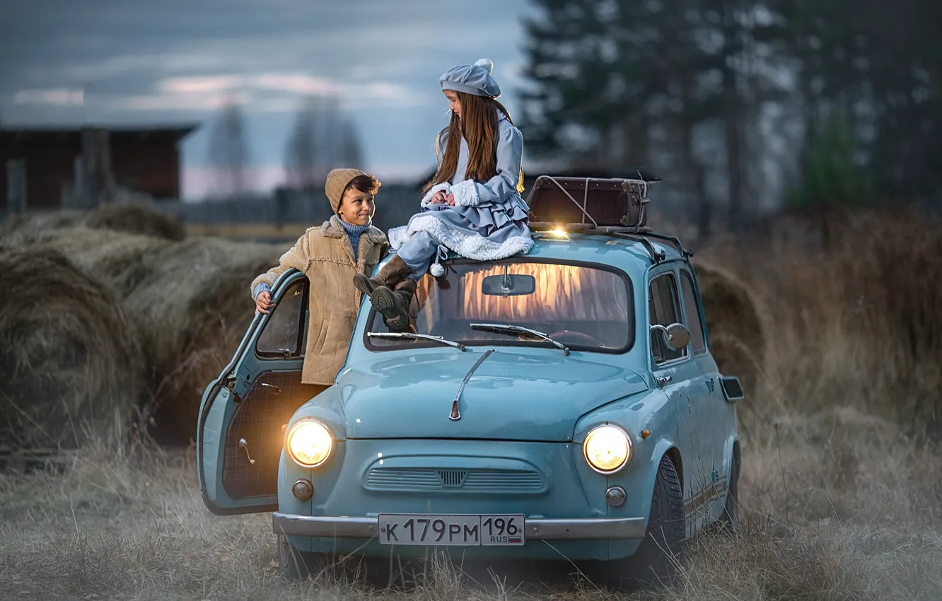 Фото обои осень, взгляд, природа, дети, фото, фары, вечер, мальчик