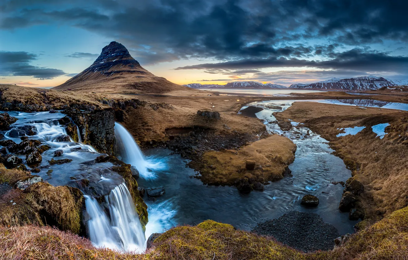 Фото обои река, гора, водопад, Исландия, Kirkjufell, полуостров, Киркьюфетль, Snaefellsfnes
