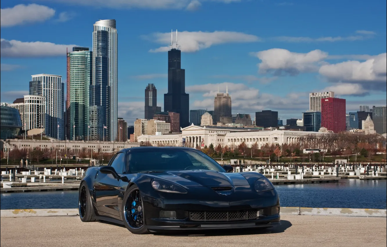 Фото обои чёрный, шевроле, black, чикаго, набережная, корвет, chicago, chevrolet.corvette